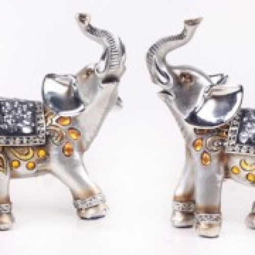 Resin elephant